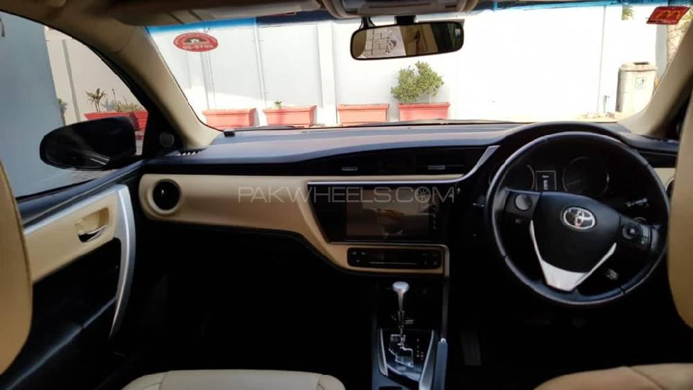 Toyota Corolla 2018 for Sale in Lahore Toyota Corolla 2018 for Sale in Lahore Image-7