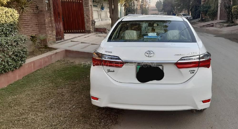 Toyota Corolla 2018 for Sale in Faisalabad Image-1