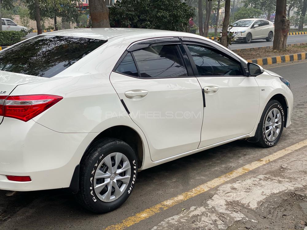 Toyota Corolla 2015 for Sale in Lahore Toyota Corolla 2015 for Sale in Lahore Image-4