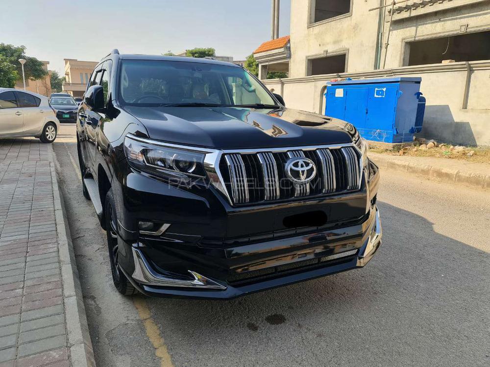 Toyota Prado 2010 for Sale in Islamabad Image-1