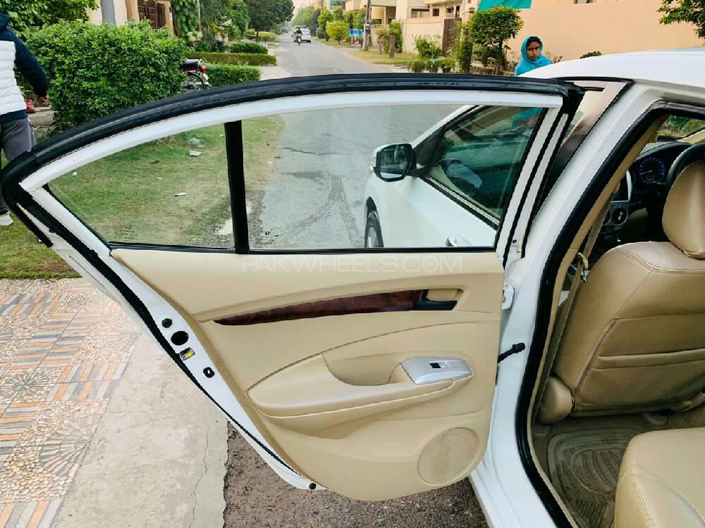 Honda City 2017 for Sale in Lahore Honda City 2017 for Sale in Lahore Image-4