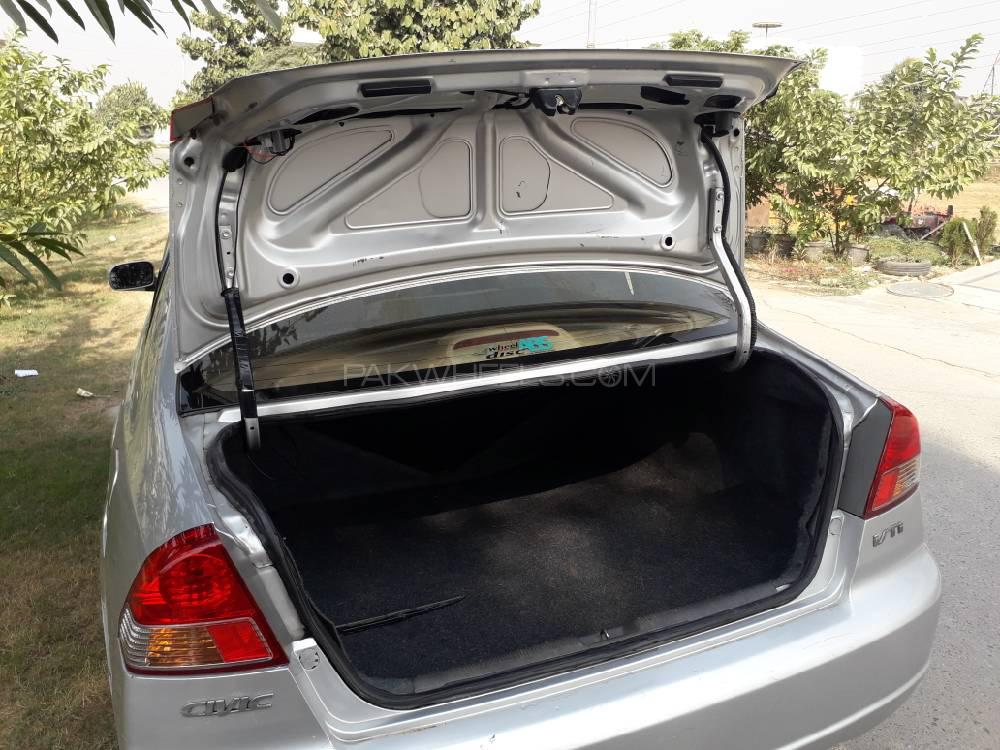 Honda Civic 2006 for Sale in Gujranwala Honda Civic 2006 for Sale in Gujranwala Image-5