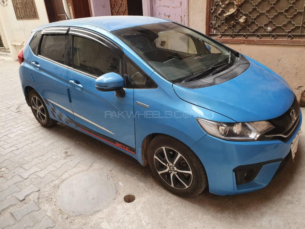 Honda Fit 2014 for Sale in Multan Honda Fit 2014 for Sale in Multan Image-5