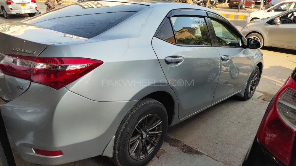 Toyota Corolla 2015 for Sale in Karachi Toyota Corolla 2015 for Sale in Karachi Image-5