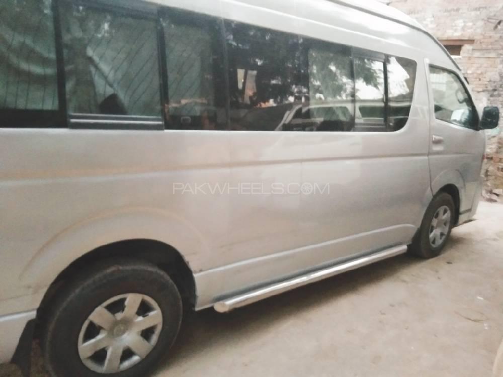 Toyota Hiace 2012 for Sale in Lahore Toyota Hiace 2012 for Sale in Lahore Image-17