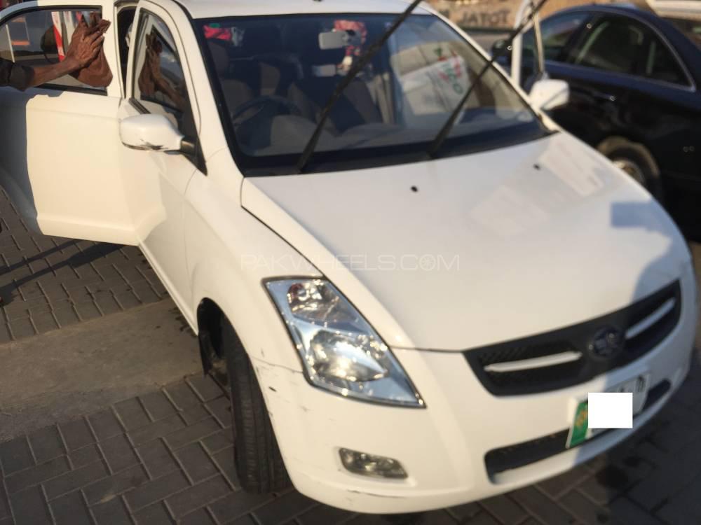 FAW V2 2018 for Sale in Lahore FAW V2 2018 for Sale in Lahore Image-2