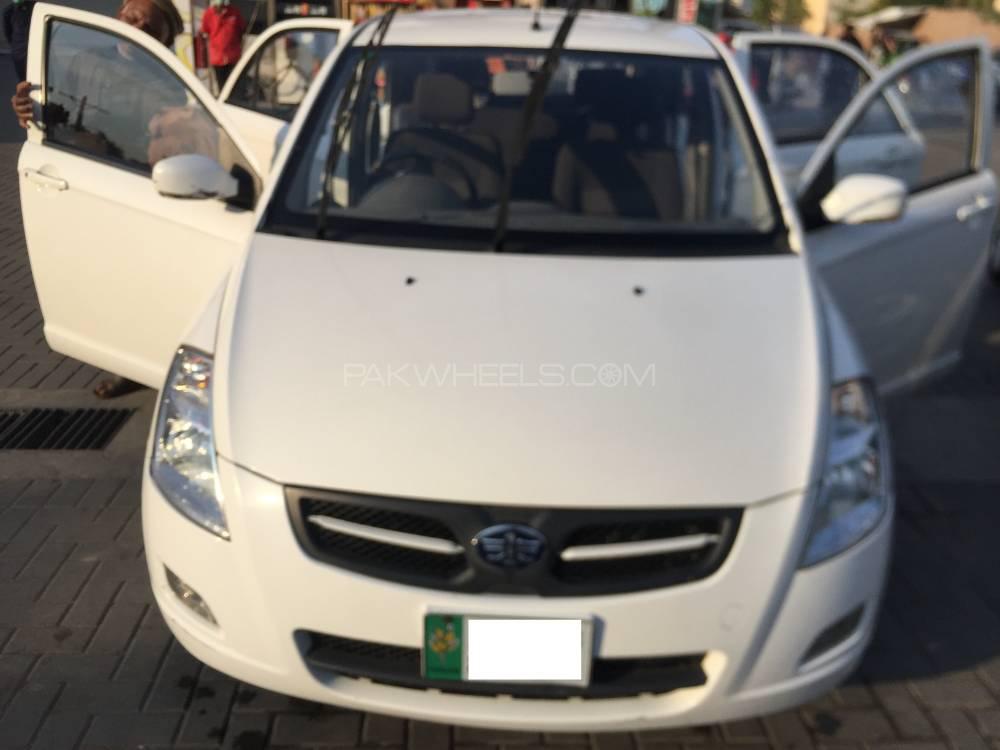 FAW V2 2018 for Sale in Lahore FAW V2 2018 for Sale in Lahore Image-3