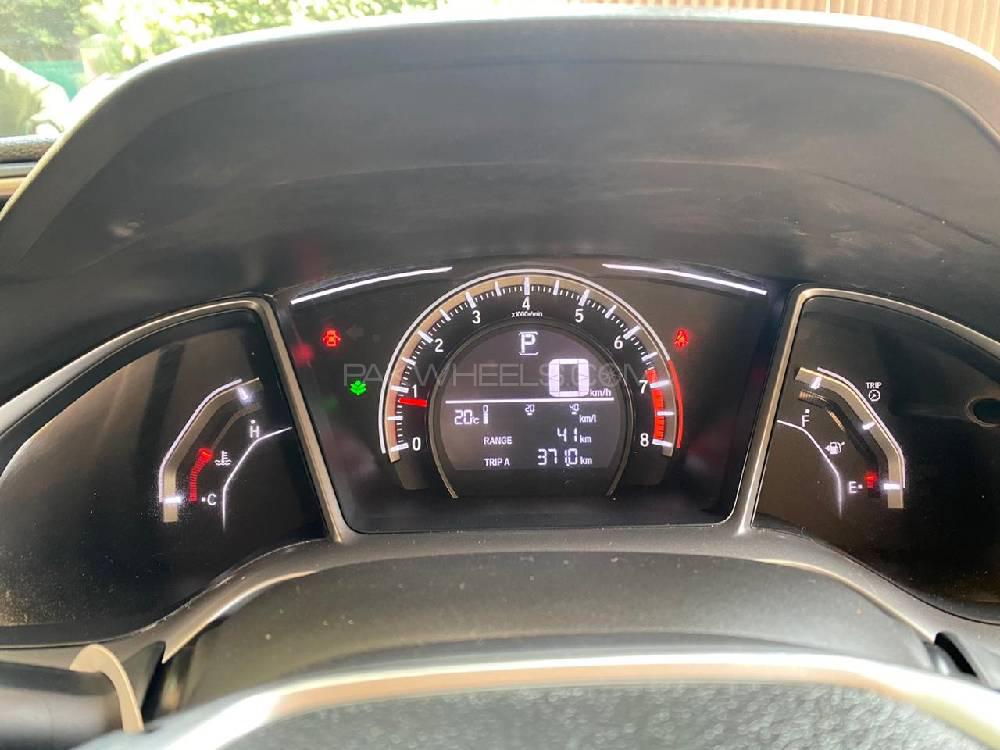 Honda Civic 2018 for Sale in Lahore Honda Civic 2018 for Sale in Lahore Image-10