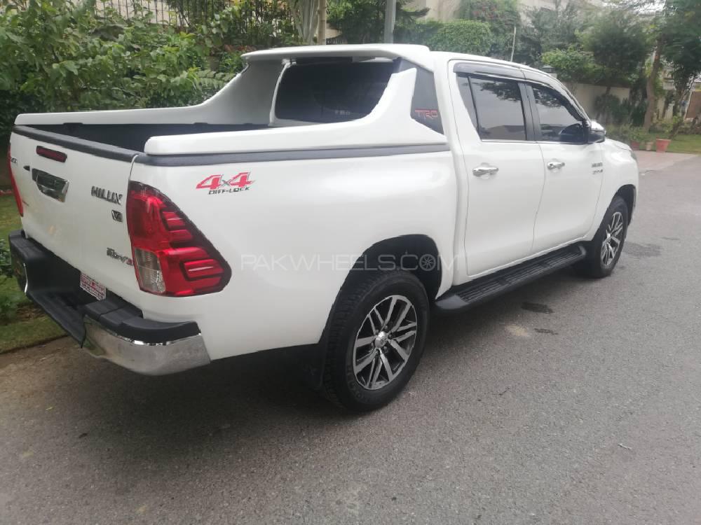 Toyota Hilux 2019 for Sale in Lahore Toyota Hilux 2019 for Sale in Lahore Image-4
