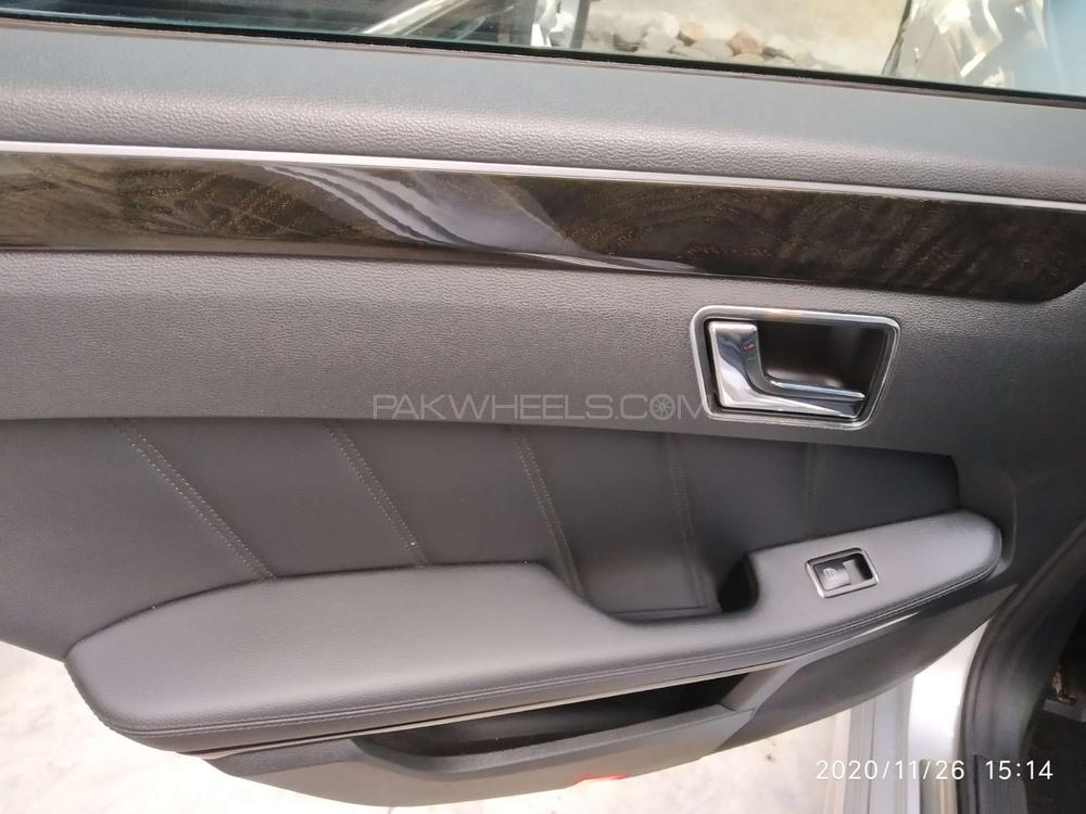 Mercedes Benz E Class 2010 for Sale in Rawalpindi Mercedes Benz E Class 2010 for Sale in Rawalpindi Image-12
