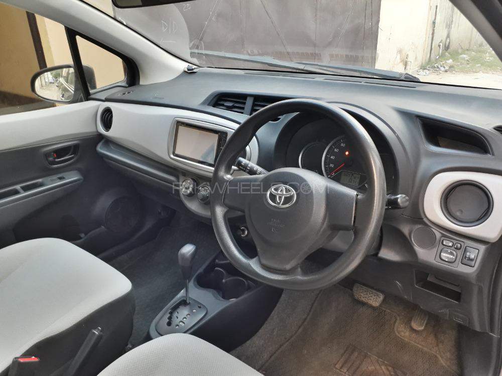 Toyota Vitz 2014 for Sale in Karachi Toyota Vitz 2014 for Sale in Karachi Image-2