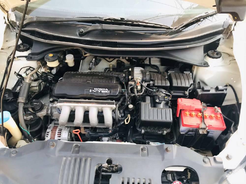 Honda City 2016 for Sale in Lahore Honda City 2016 for Sale in Lahore Image-11