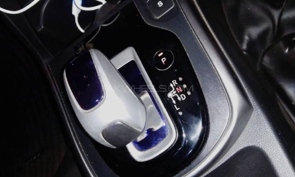 Honda Grace Hybrid 2014 for Sale in Karachi Honda Grace Hybrid 2014 for Sale in Karachi Image-11