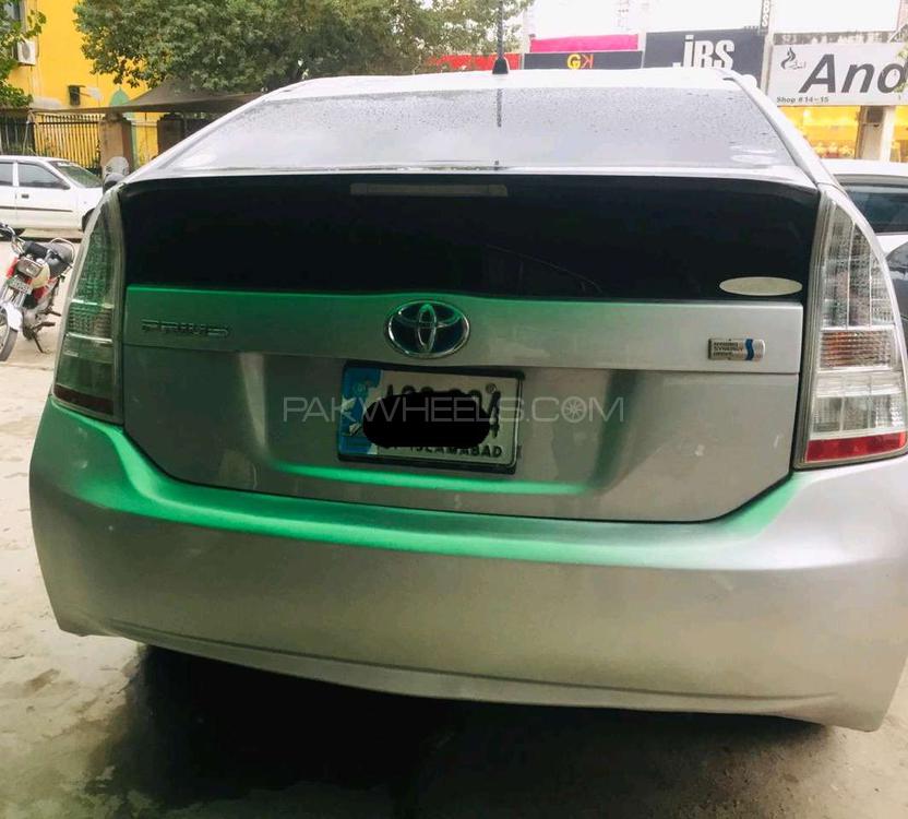 Toyota Prius 2011 for Sale in Rawalpindi Toyota Prius 2011 for Sale in Rawalpindi Image-5