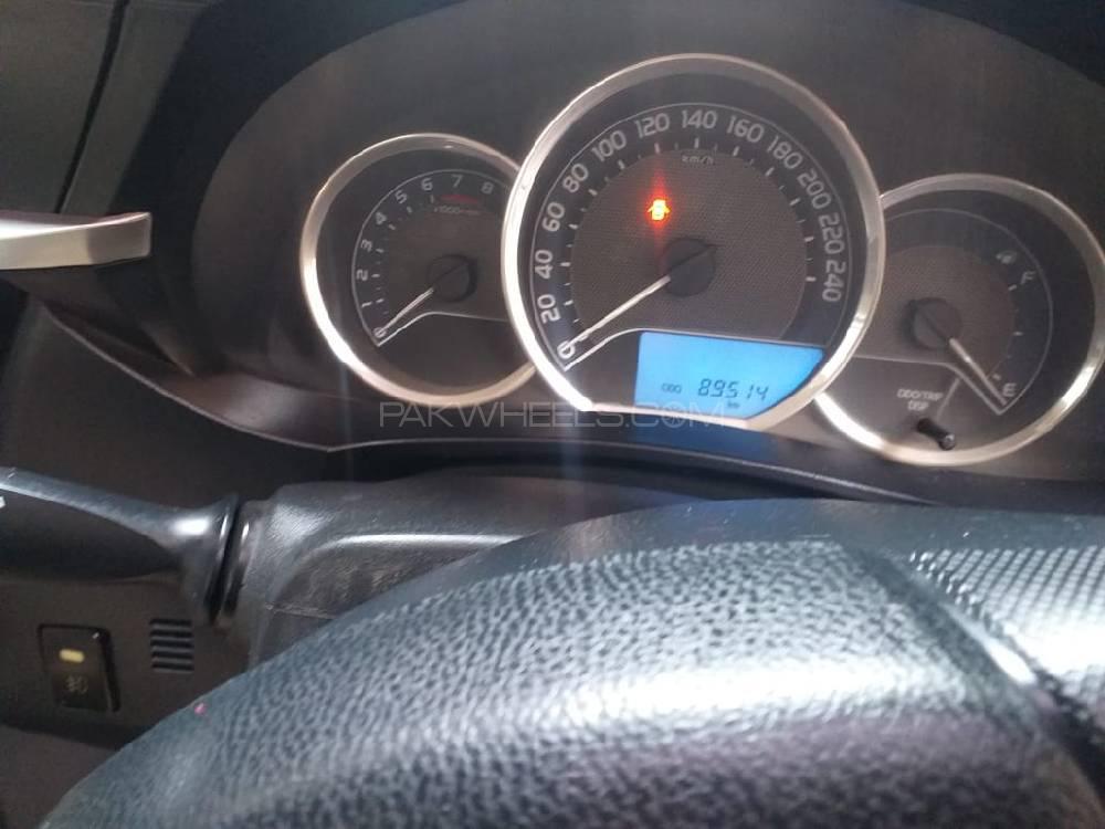 Toyota Corolla 2016 for Sale in Sialkot Toyota Corolla 2016 for Sale in Sialkot Image-9