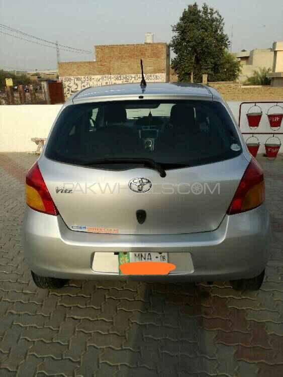Toyota Vitz 2005 for Sale in Multan Image-1