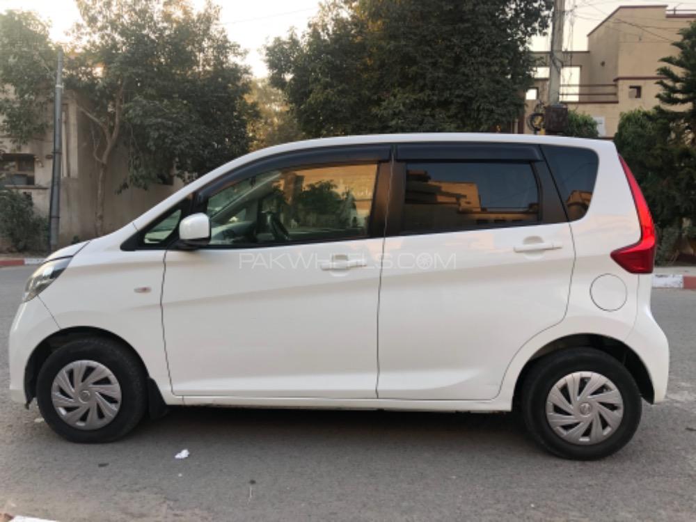 Nissan Dayz 2014 for Sale in Lahore Nissan Dayz 2014 for Sale in Lahore Image-4