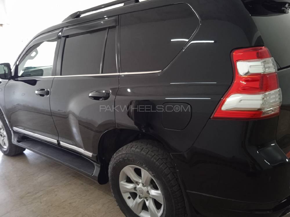 Toyota Prado 2011 for Sale in Gujranwala Toyota Prado 2011 for Sale in Gujranwala Image-4