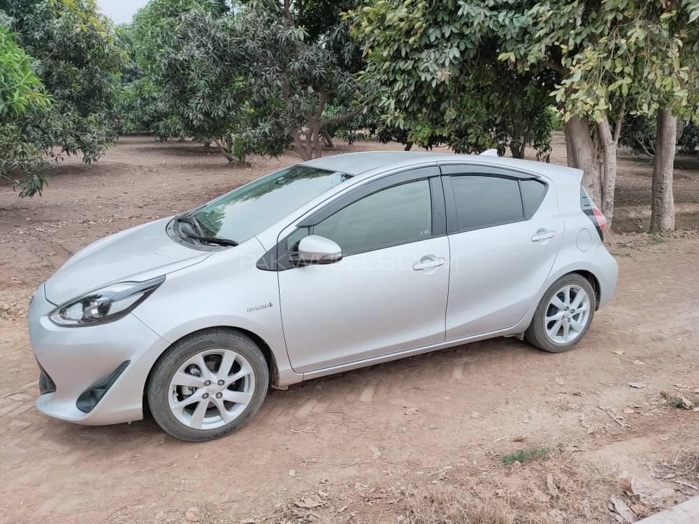 Toyota Aqua 2017 for Sale in Multan Image-1