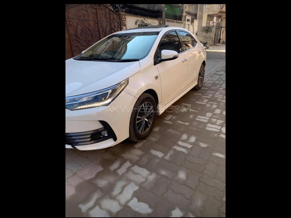 Toyota Corolla 2020 for Sale in Lahore Image-1
