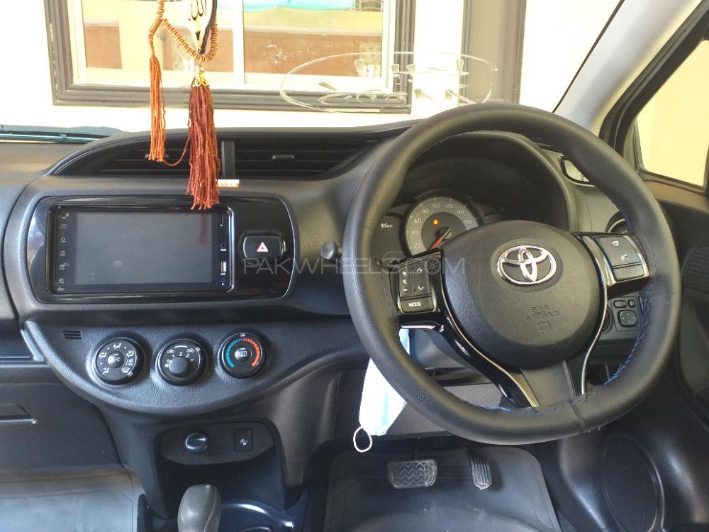 Toyota Vitz 2017 for Sale in Peshawar Toyota Vitz 2017 for Sale in Peshawar Image-8