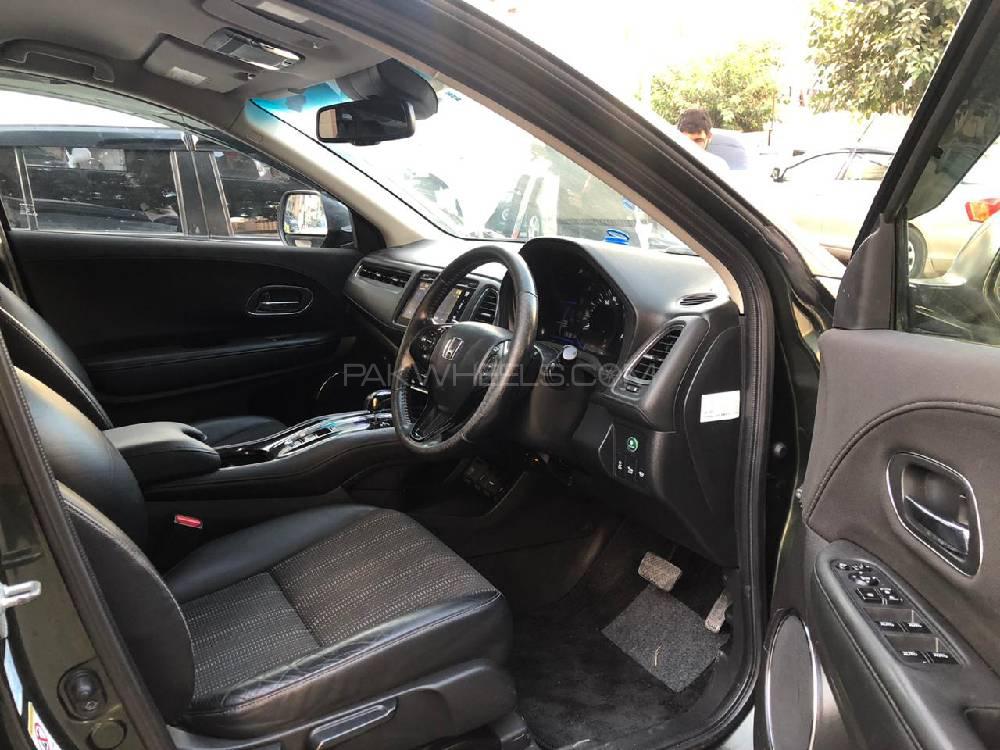Honda Vezel 2013 for Sale in Karachi Honda Vezel 2013 for Sale in Karachi Image-11