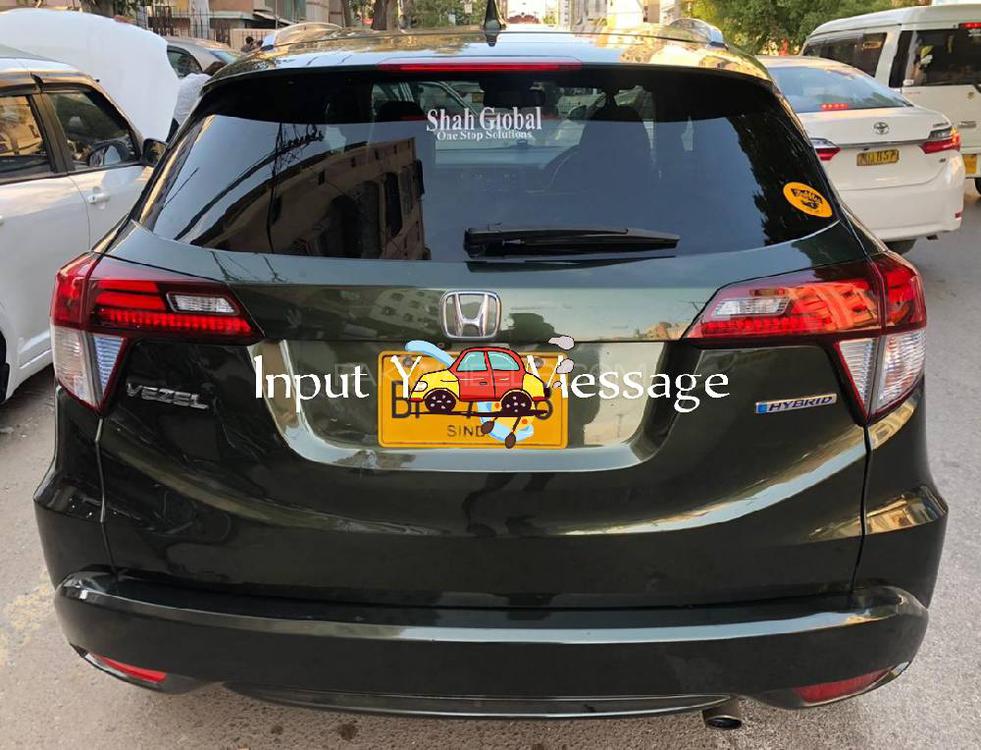 Honda Vezel 2013 for Sale in Karachi Honda Vezel 2013 for Sale in Karachi Image-4