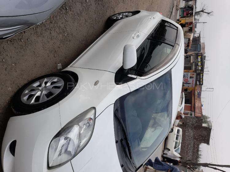 Toyota Vitz 2011 for Sale in Mardan Image-1