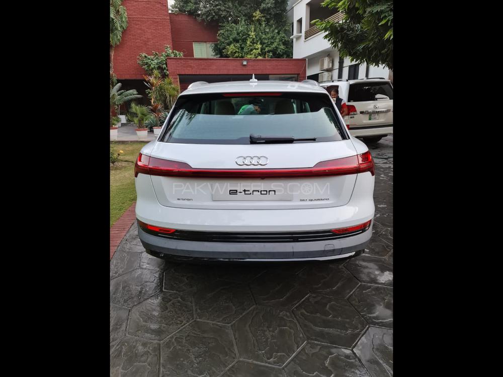 Audi e-tron 2020 for Sale in Gujranwala Audi e-tron 2020 for Sale in Gujranwala Image-4