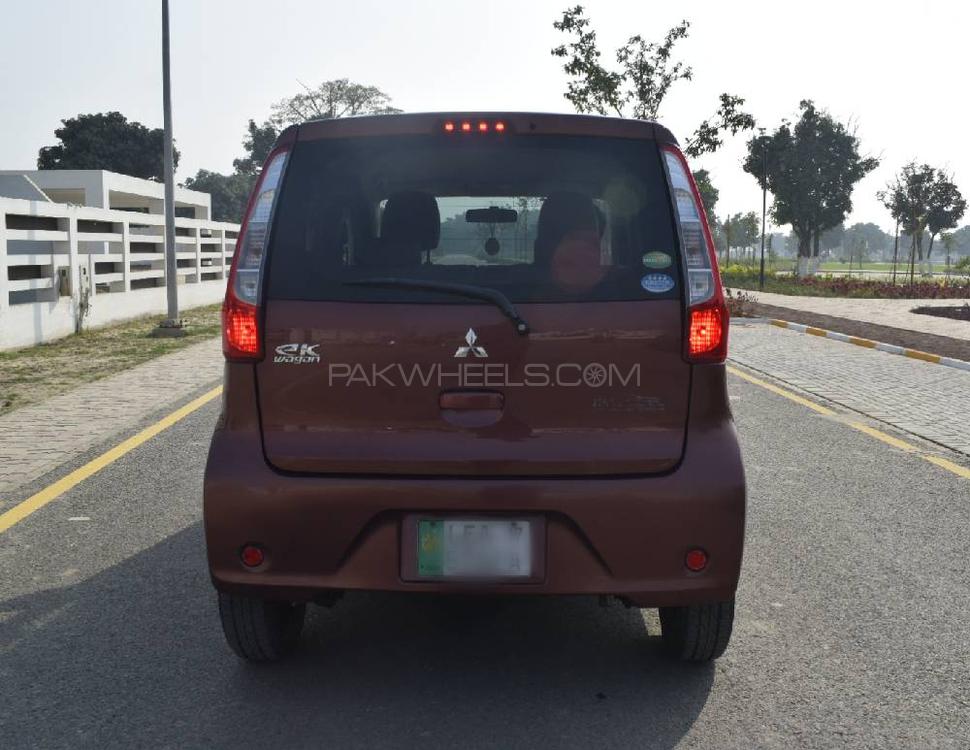 Mitsubishi Ek Wagon 2014 for Sale in Lahore Mitsubishi Ek Wagon 2014 for Sale in Lahore Image-5