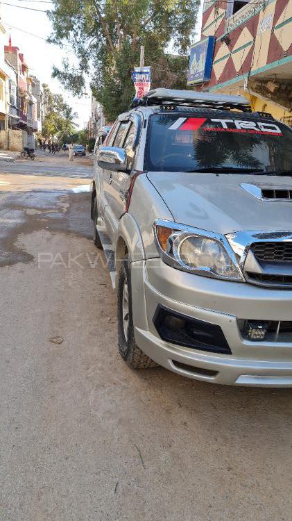 Toyota Hilux 2006 for Sale in Karachi Toyota Hilux 2006 for Sale in Karachi Image-8