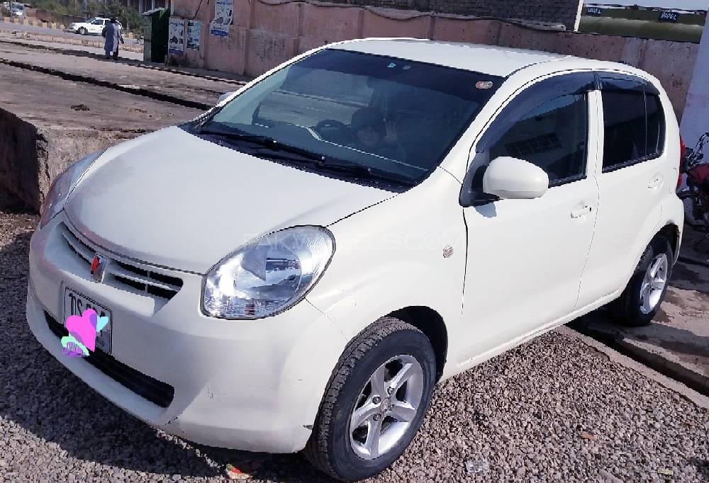 Toyota Passo 2011 for Sale in Peshawar Image-1