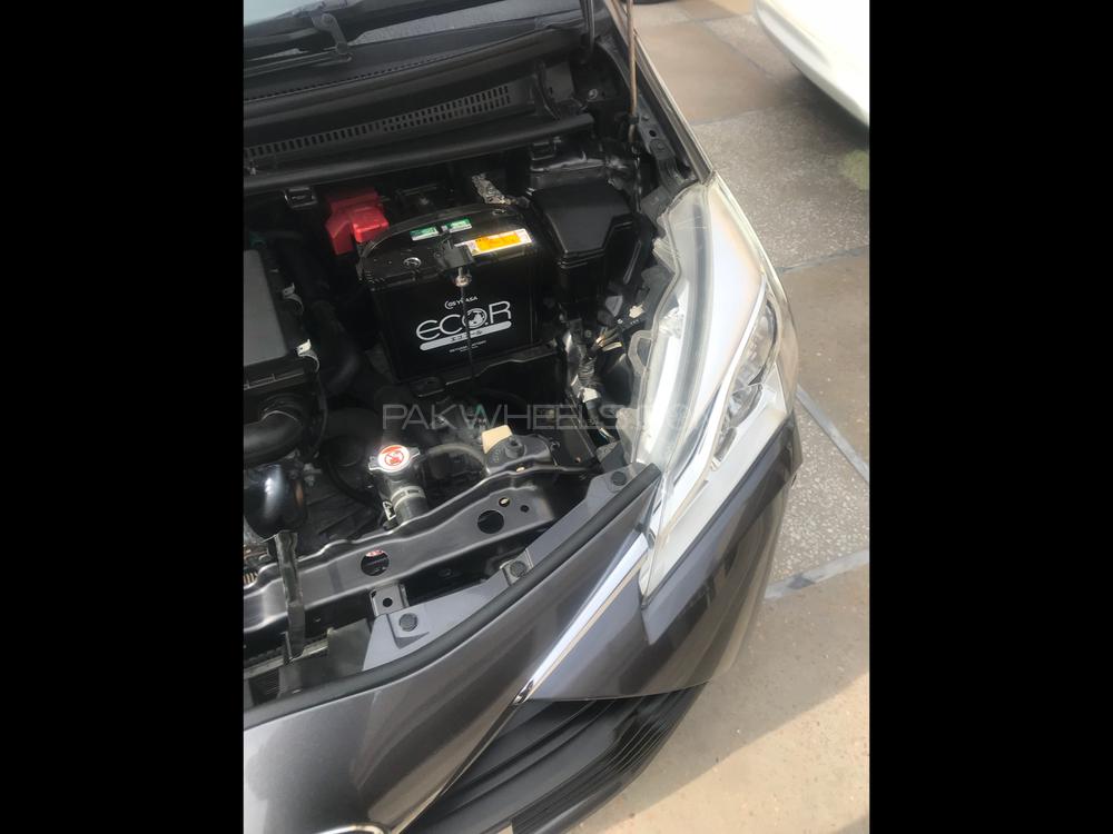 Toyota Vitz 2017 for Sale in Peshawar Toyota Vitz 2017 for Sale in Peshawar Image-4