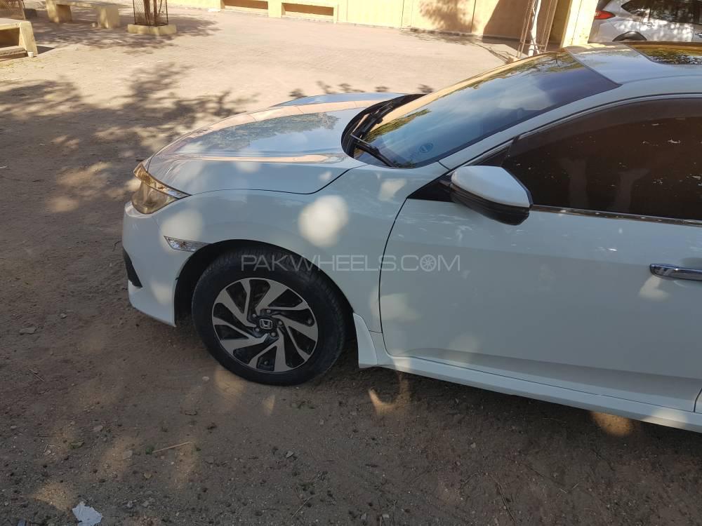 Honda Civic 2018 for Sale in Jhelum Honda Civic 2018 for Sale in Jhelum Image-5