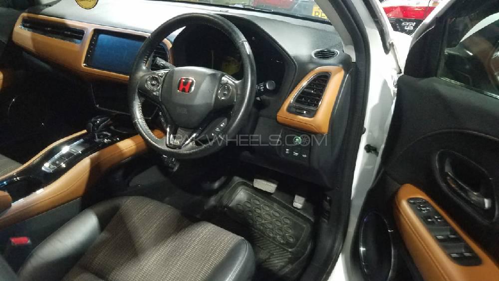 Honda Vezel 2014 for Sale in Karachi Honda Vezel 2014 for Sale in Karachi Image-7