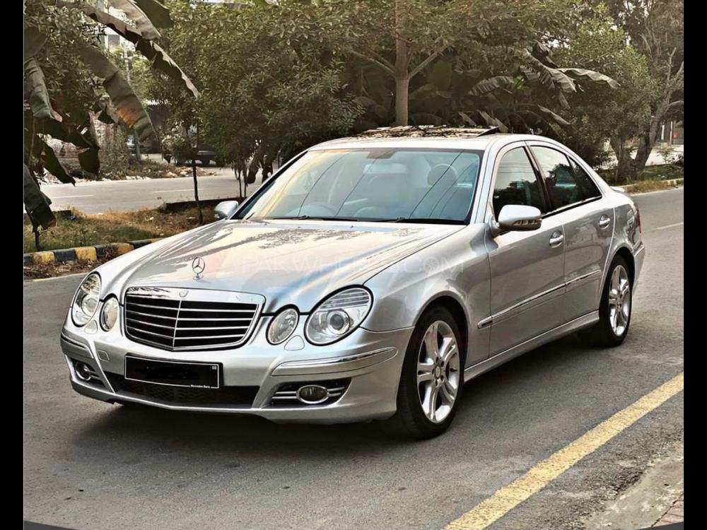 Mercedes Benz E Class 2007 for Sale in Lahore Image-1