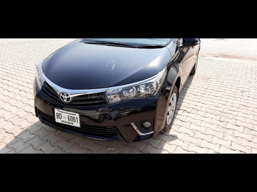 Toyota Corolla 2016 for Sale in Peshawar Image-1