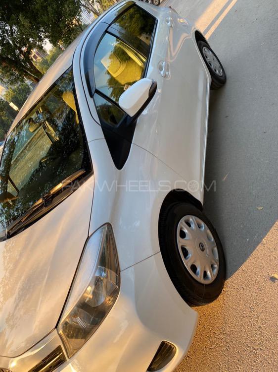 Toyota Vitz 2011 for Sale in Lahore Toyota Vitz 2011 for Sale in Lahore Image-2
