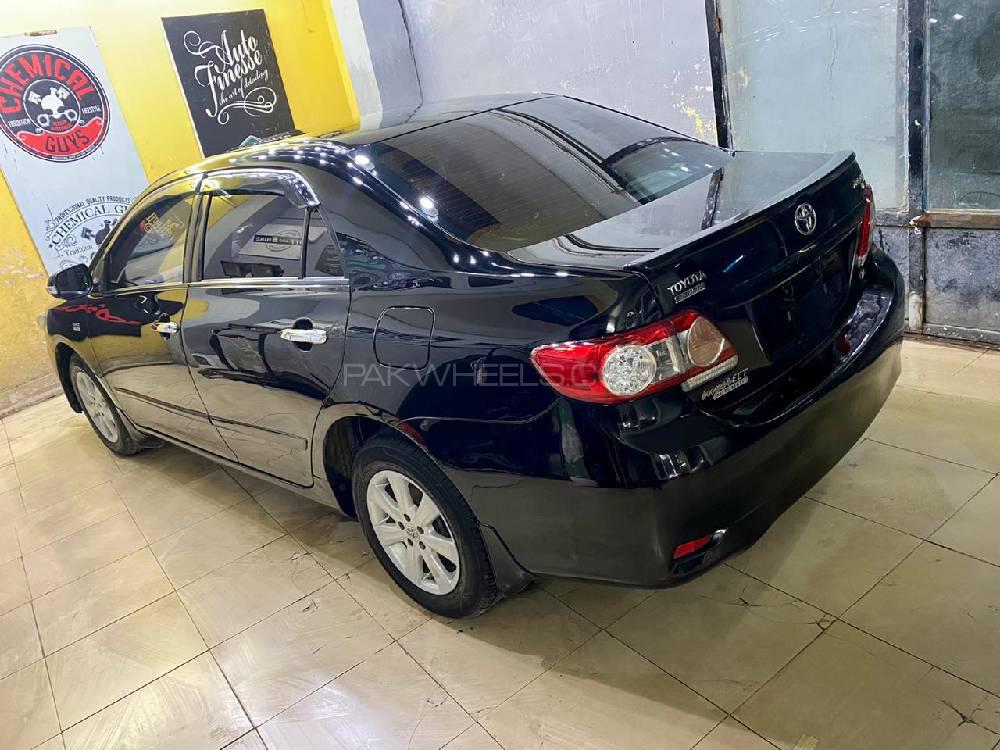 Toyota Corolla 2011 for Sale in Nowshera cantt Image-1