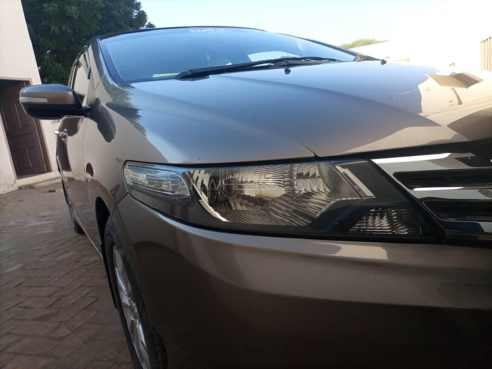 Honda City 2016 for Sale in Rahim Yar Khan Honda City 2016 for Sale in Rahim Yar Khan Image-2