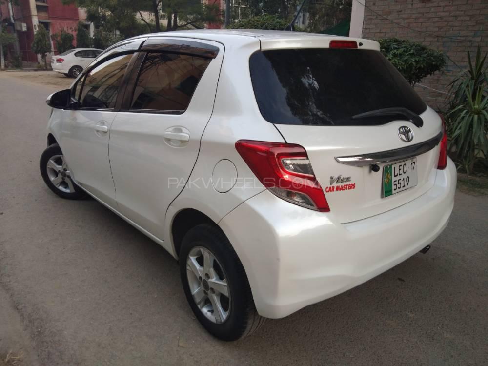Toyota Vitz 2017 for Sale in Lahore Toyota Vitz 2017 for Sale in Lahore Image-5