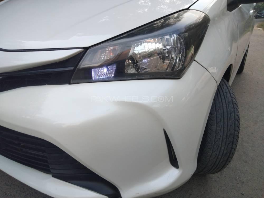 Toyota Vitz 2017 for Sale in Lahore Toyota Vitz 2017 for Sale in Lahore Image-13