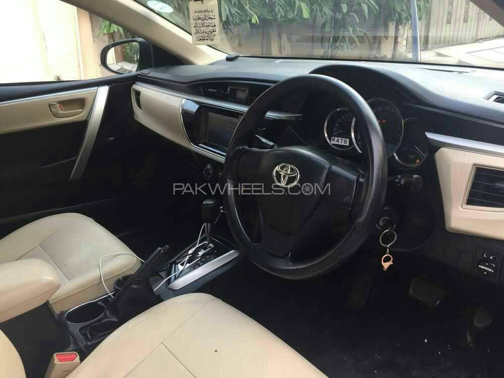 Toyota Corolla 2014 for Sale in Lahore Image-1