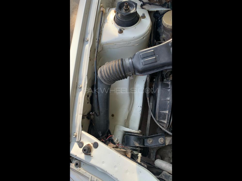 Suzuki Cultus 2005 for Sale in Gujranwala Suzuki Cultus 2005 for Sale in Gujranwala Image-11