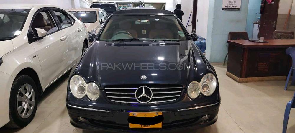 Mercedes Benz CLK Class 2004 for Sale in Karachi Image-1
