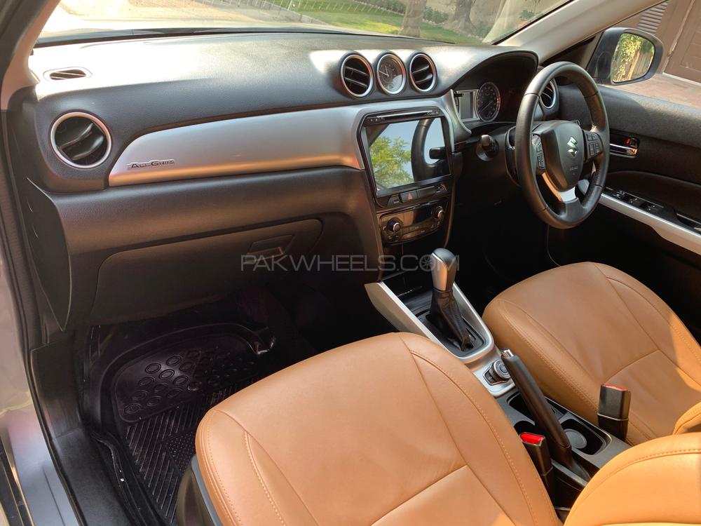 Suzuki Vitara 2017 for Sale in Lahore Suzuki Vitara 2017 for Sale in Lahore Image-6