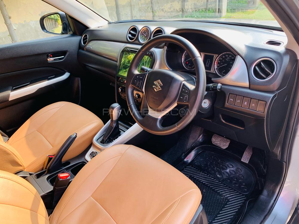 Suzuki Vitara 2017 for Sale in Lahore Suzuki Vitara 2017 for Sale in Lahore Image-8