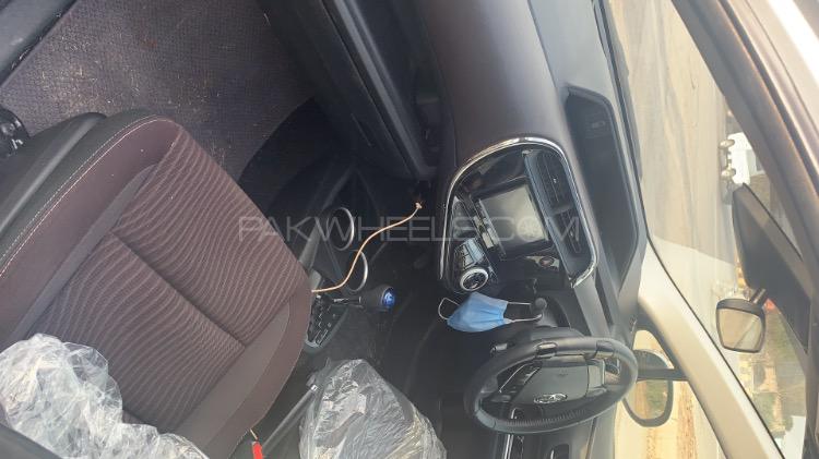 Toyota Aqua 2017 for Sale in Islamabad Toyota Aqua 2017 for Sale in Islamabad Image-5