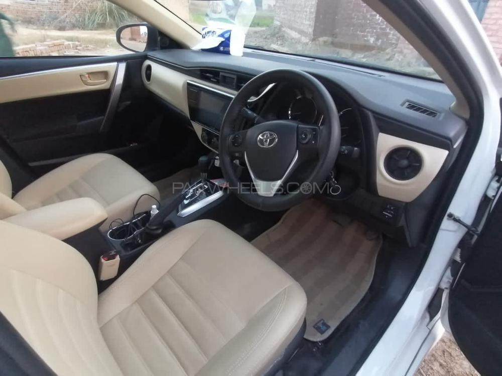 Toyota Corolla 2019 for Sale in Sahiwal Toyota Corolla 2019 for Sale in Sahiwal Image-8