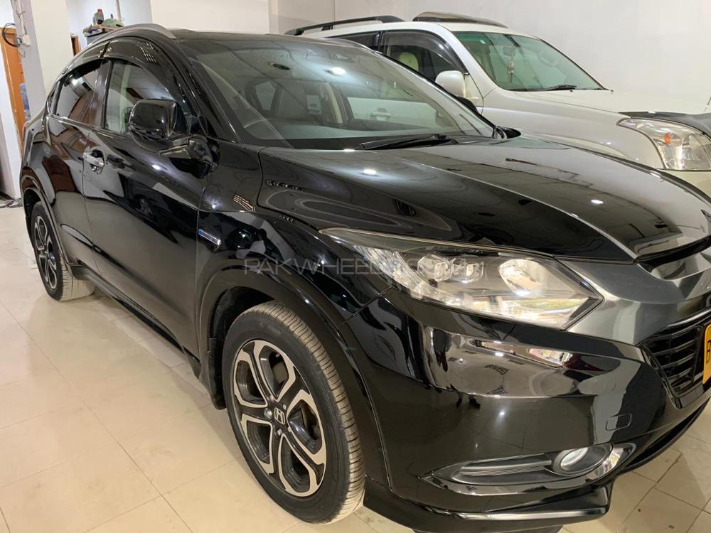 Honda Vezel 2014 for Sale in Karachi Image-1